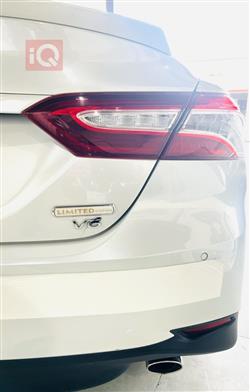 تۆیۆتا کامری